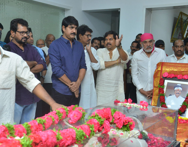 Celebs Pay Last Respects to Kodi Ramakrishna